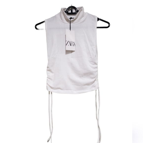 Zara Sleeveless White Turtleneck - Picture 1 of 5